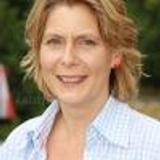 Hebamme Angela Hoof